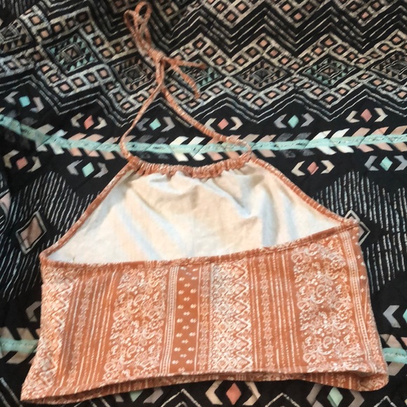 A pattern top - Picture 2 of 2